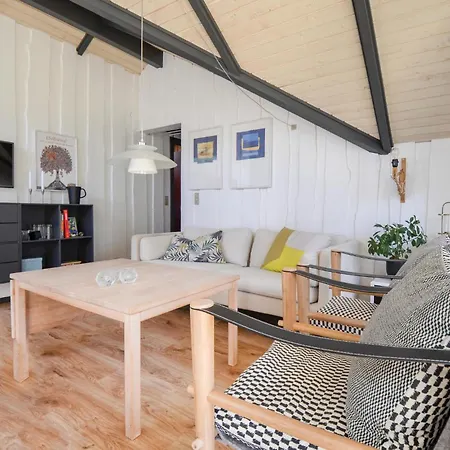 3 Bedroom In 4* אבלטופט